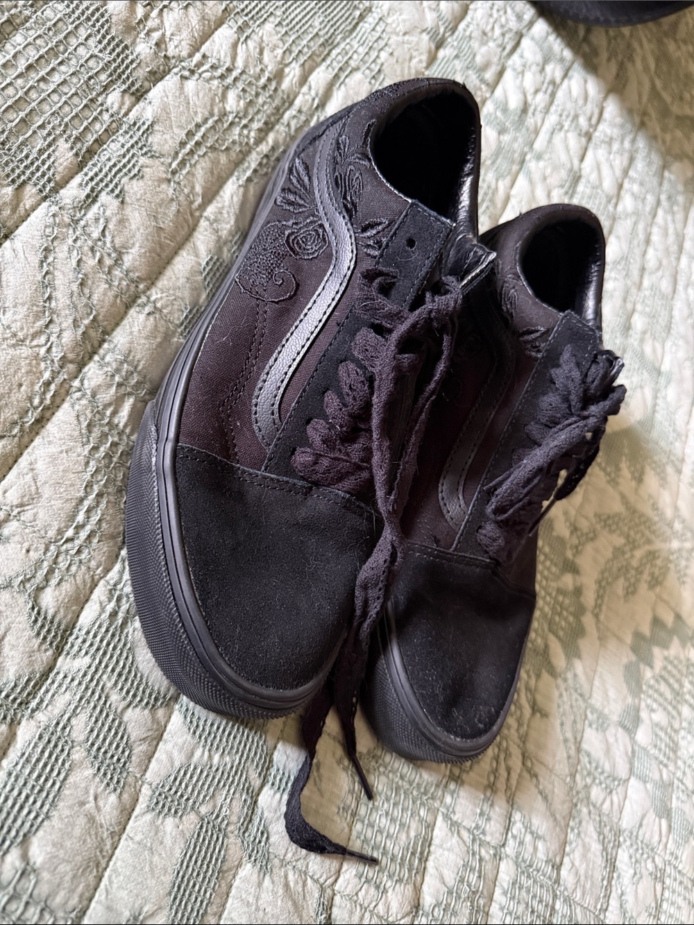 Black Vans Low-Top Skate Sneakers - Embroidered Floral/Spider Detail